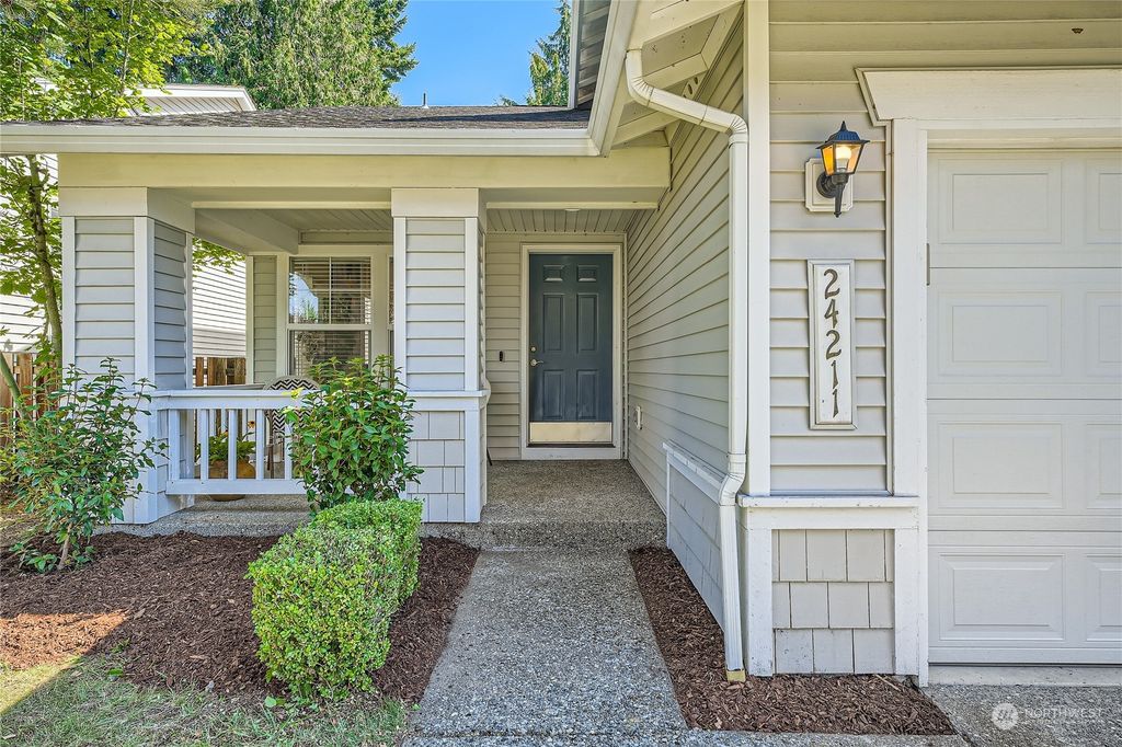 Photo of 24211 SE 14th Court, Sammamish, WA 98075 (MLS # 2287506)