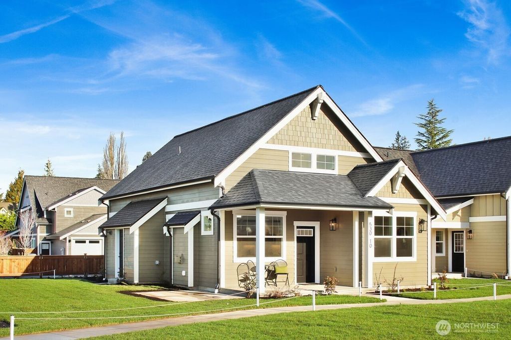 Photo of 530 E Sunset Drive #10, Bellingham, WA 98225 (MLS # 2471047)