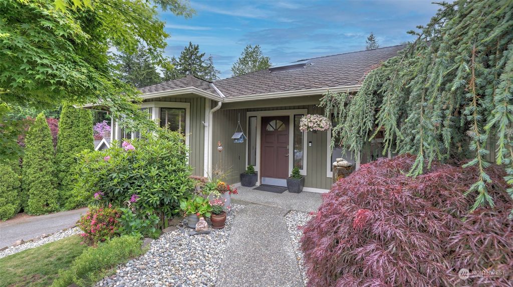 Photo of 14821 104th Avenue NE, Bothell, WA 98011 (MLS # 2074467)