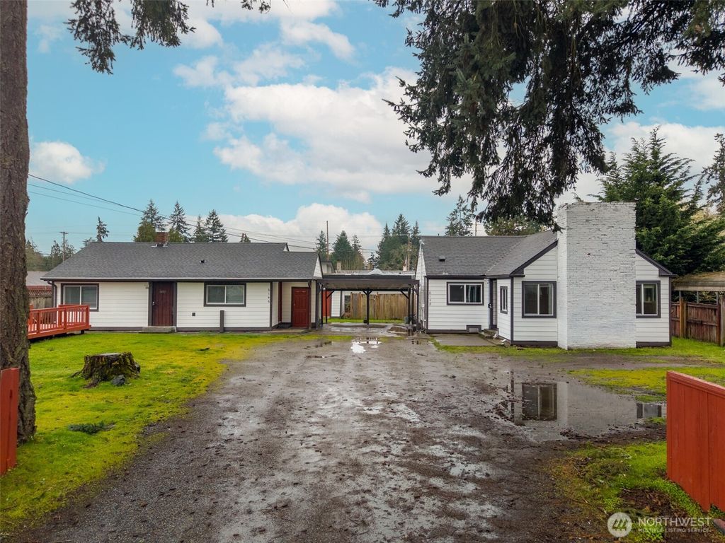 Photo of 6146 88 Street SW, Lakewood, WA 98499 (MLS # 2492283)