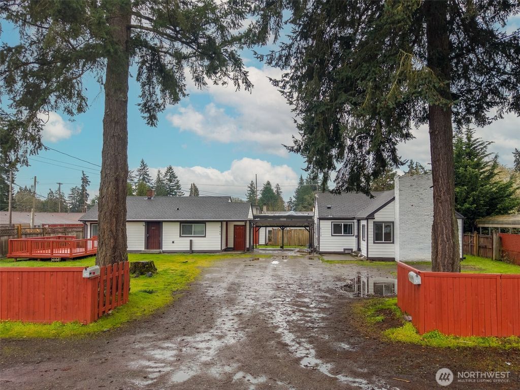 Photo of 6146 88 Street SW, Lakewood, WA 98499 (MLS # 2492283)