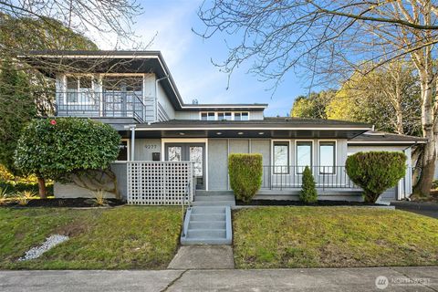 Photo of 9277 Spear Place S, Seattle, WA 98118 (MLS # 2479298)