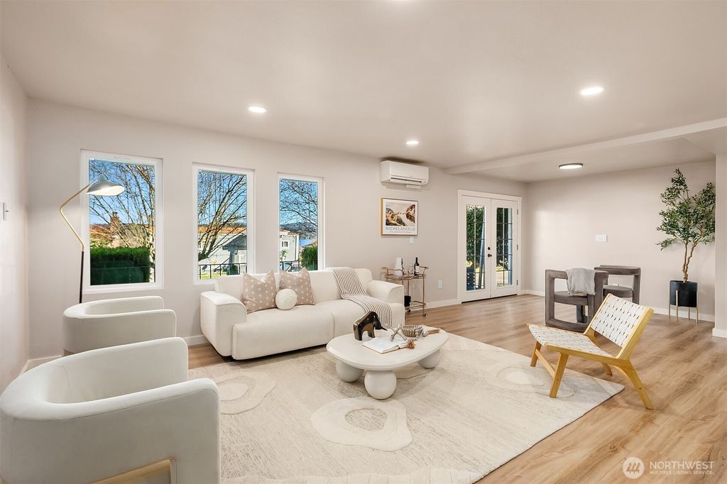 Photo of 9277 Spear Place S, Seattle, WA 98118 (MLS # 2479298)