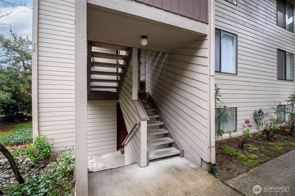Photo of 15195 Sunwood Boulevard #BB11, Tukwila, WA 98188 (MLS # 2364984)