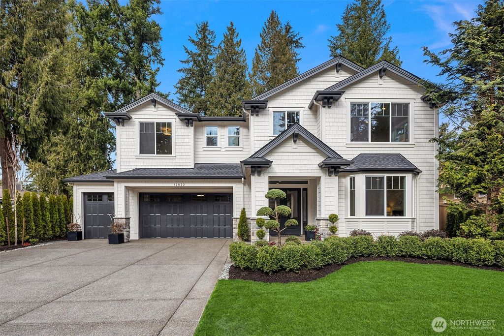 Photo of 12822 NE 73rd Street, Kirkland, WA 98033 (MLS # 2338008)