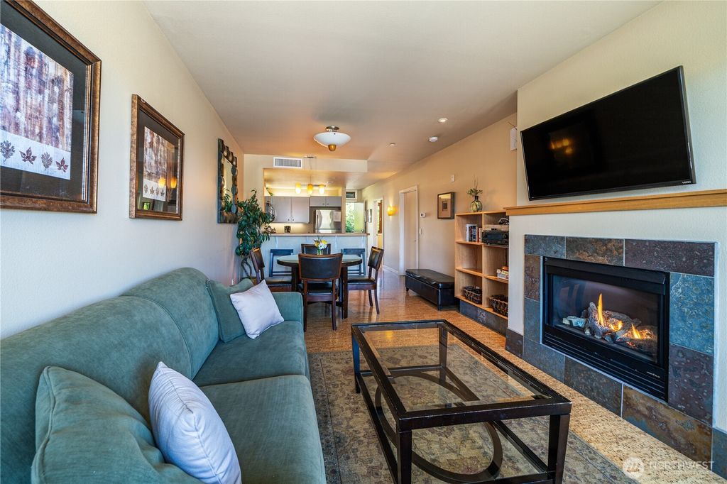 listing image 9364891857984866567