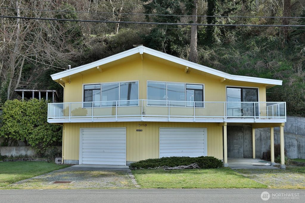 Photo of 3545 Shell Street, Greenbank, WA 98253 (MLS # 2493013)