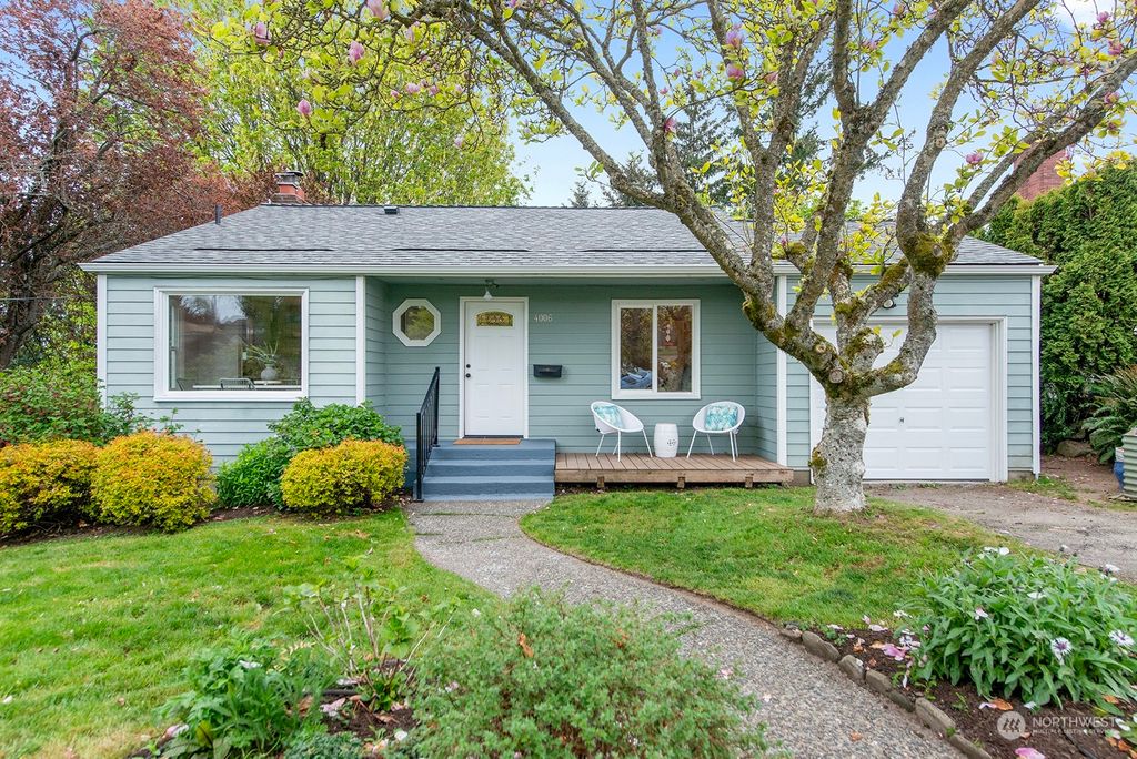 Photo of 4006 51st Avenue SW, Seattle, WA 98116 (MLS # 2226534)