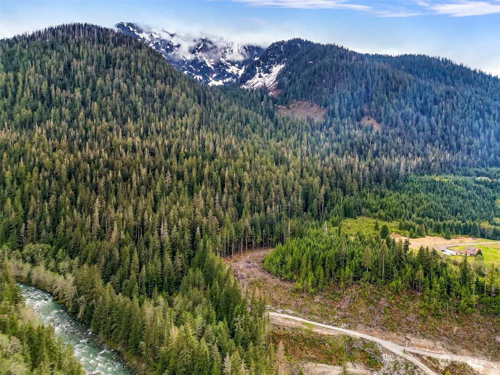 Photo of 0 Mountain Loop Highway, Granite Falls, WA 98252 (MLS # 2064140)