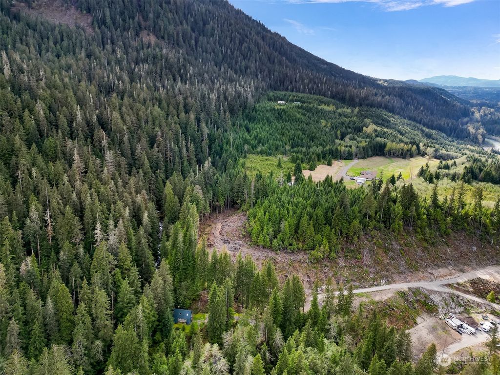 Photo of 0 Mountain Loop Highway, Granite Falls, WA 98252 (MLS # 2064140)