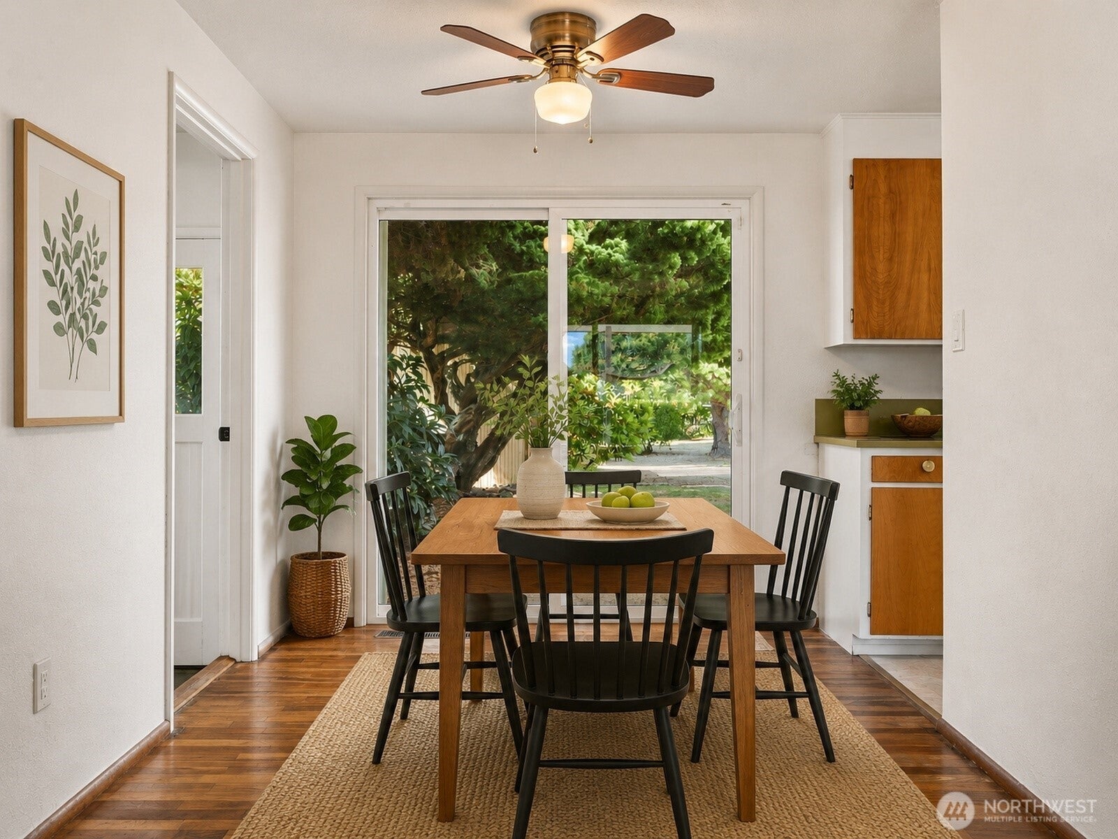 8825 36th Street W