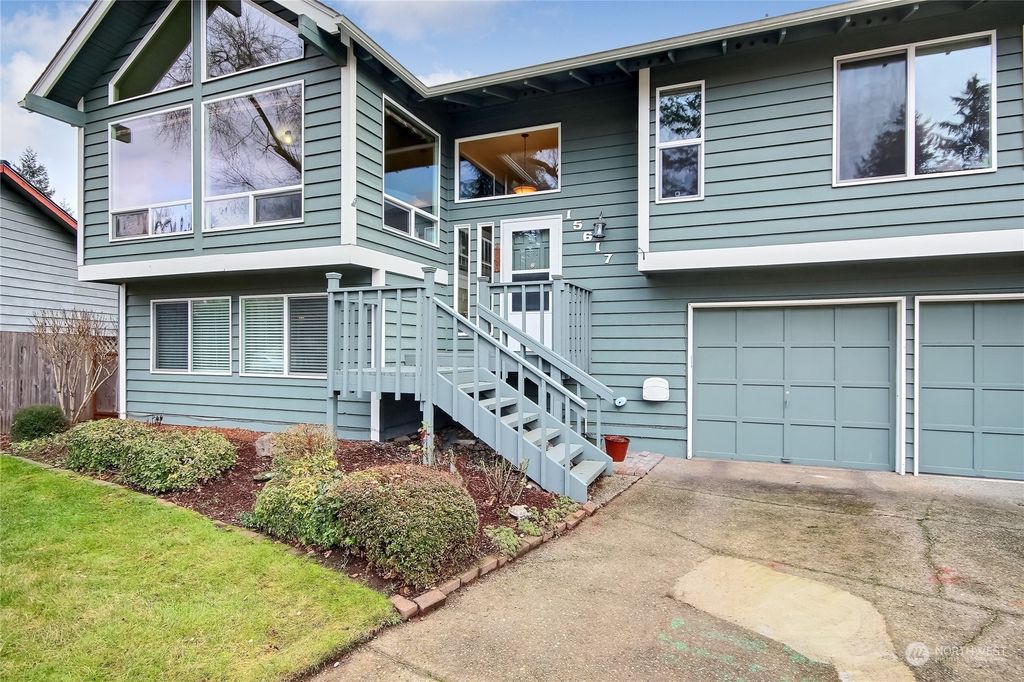 Photo of 15617 SE 178th Place, Renton, WA 98058 (MLS # 2030182)