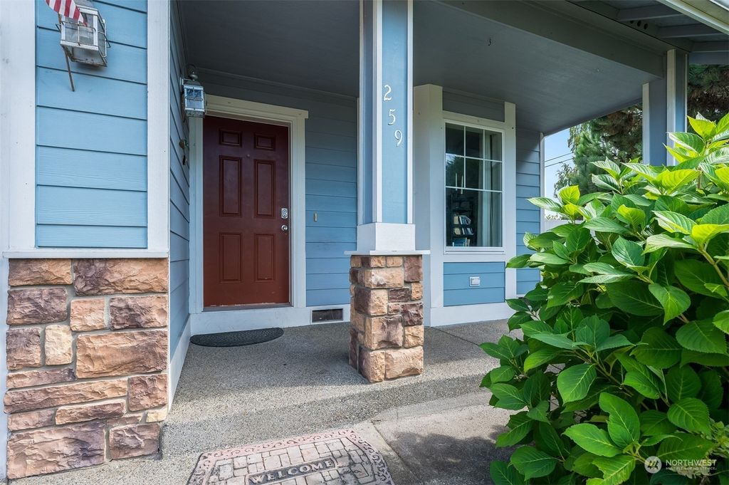 Photo of 259 Spencer Court, Pacific, WA 98047 (MLS # 2297377)