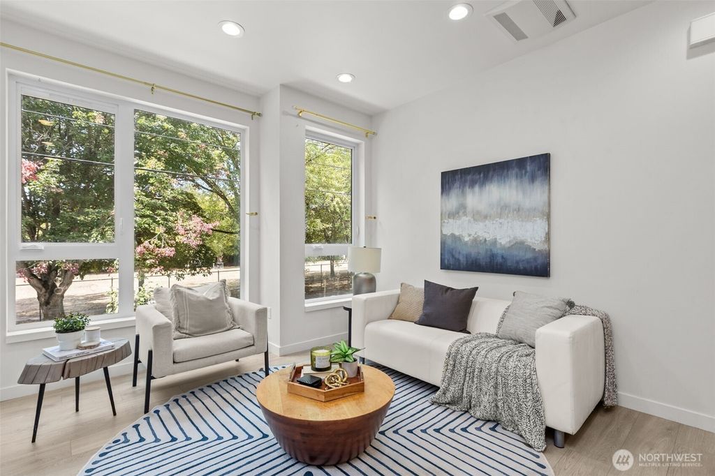 Photo of 716 11th Avenue E #A, Seattle, WA 98102 (MLS # 2434582)