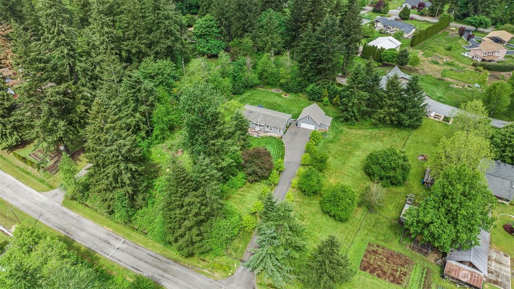 Photo of 24922 SE 387th Street, Enumclaw, WA 98022 (MLS # 2244124)