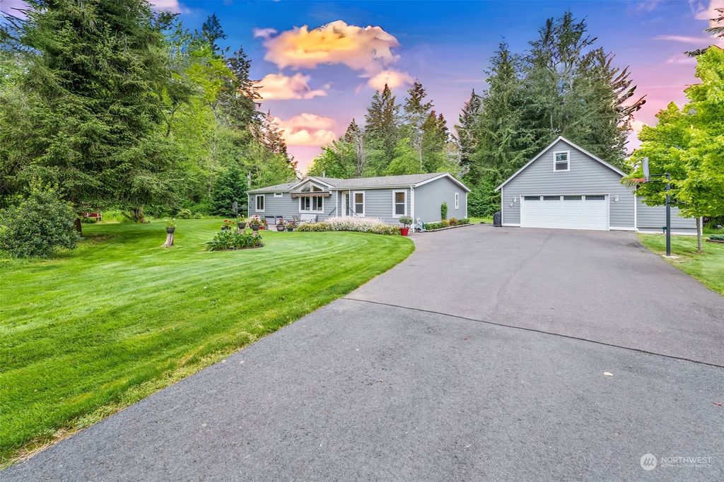 Photo of 24922 SE 387th Street, Enumclaw, WA 98022 (MLS # 2244124)