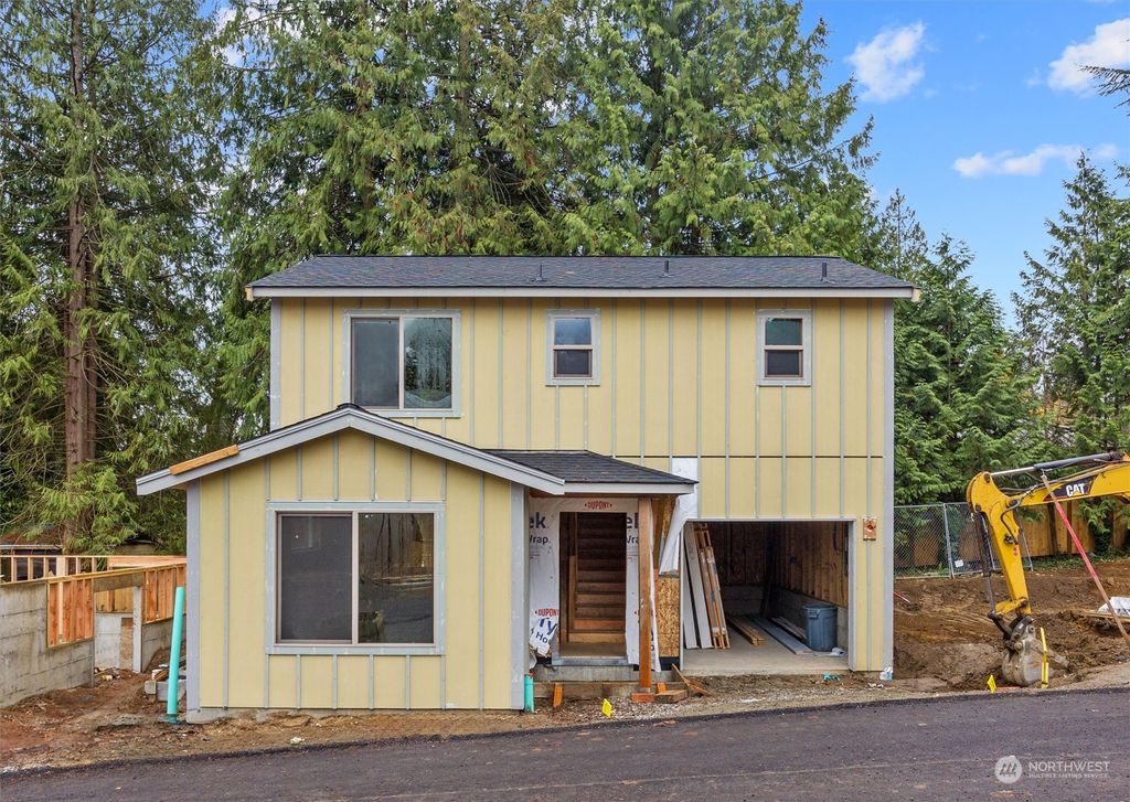Photo of 11342 23rd Avenue NE #1, Seattle, WA 98125 (MLS # 2183654)