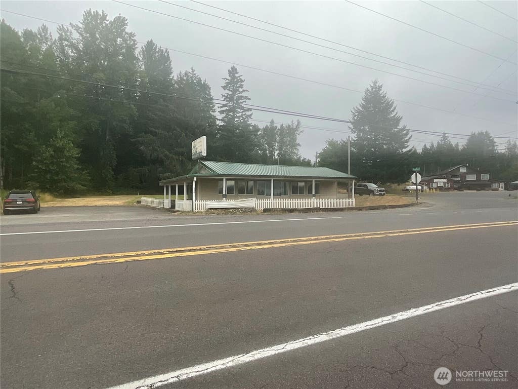Photo of 4200 Spirit Lake Highway, Silverlake, WA 98645 (MLS # 2566349)