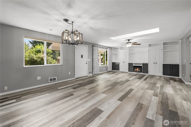 19109 57th Street E