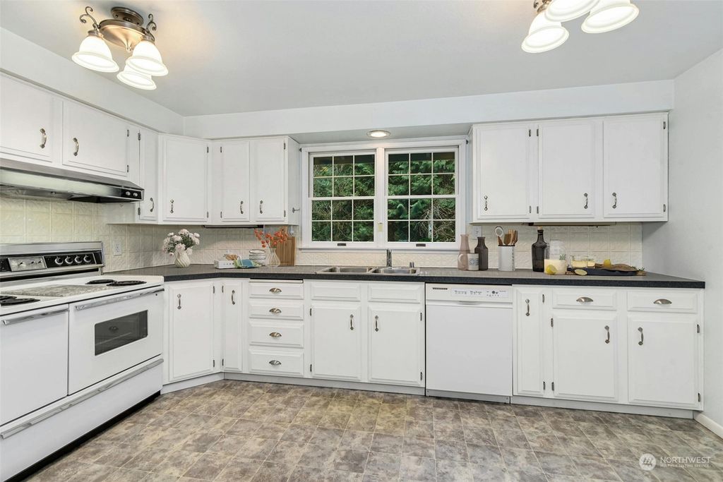Photo of 19816 Highway 9 SE, Snohomish, WA 98296 (MLS # 2213911)
