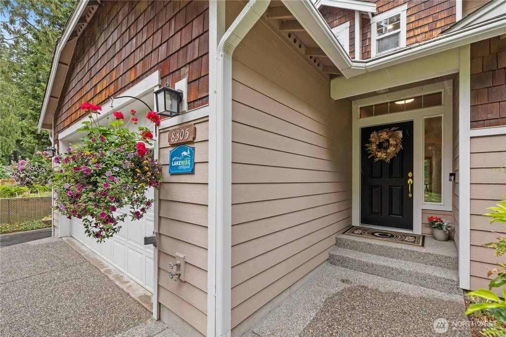 Photo of 8305 317th Place NW, Stanwood, WA 98292 (MLS # 2583605)