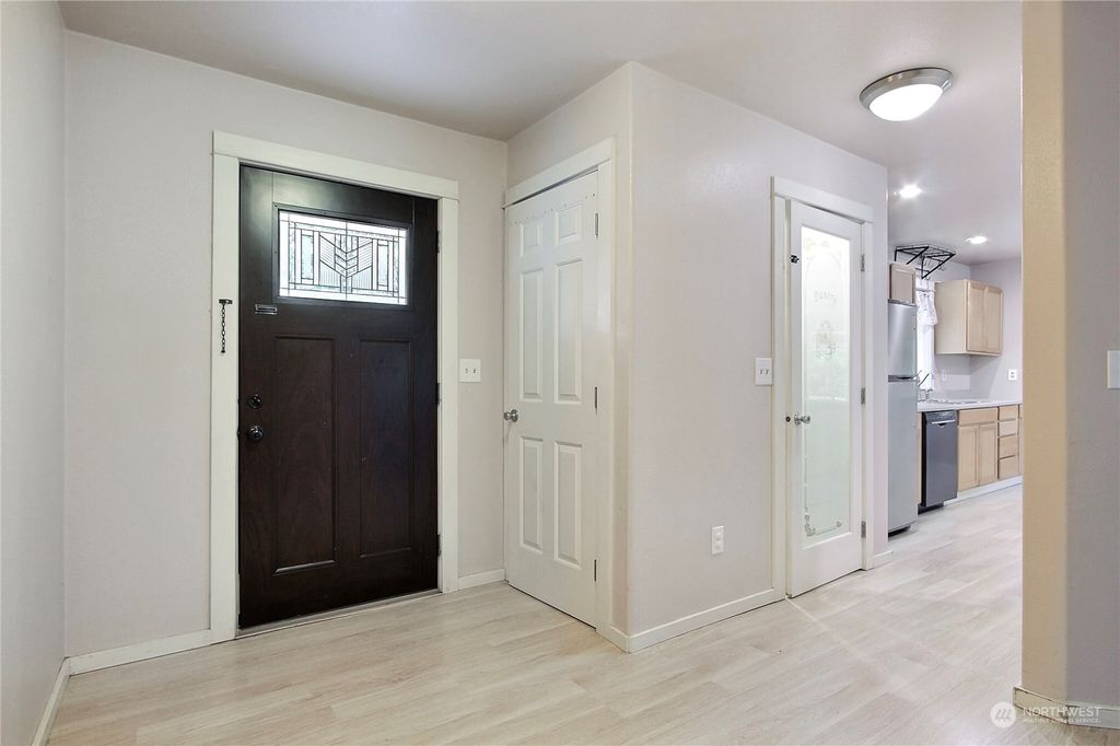 Photo of 707 Oak Street, Milton, WA 98354 (MLS # 2298309)