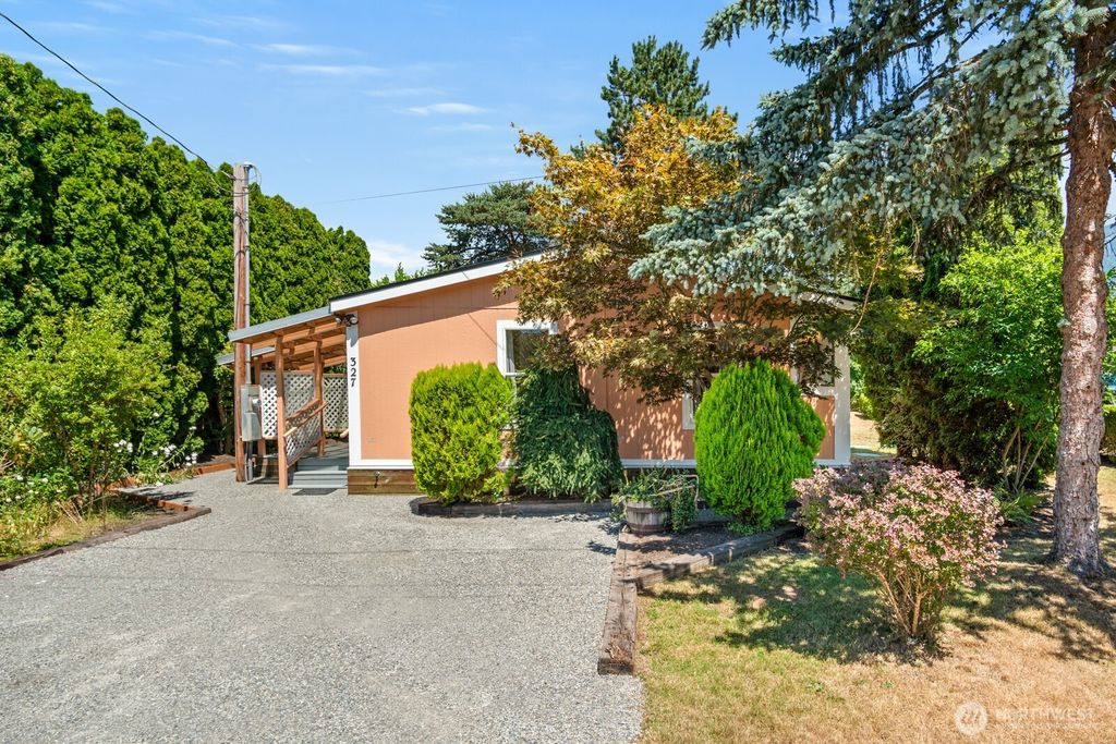 Photo of 327 Orchard Avenue, Gold Bar, WA 98251 (MLS # 2446335)