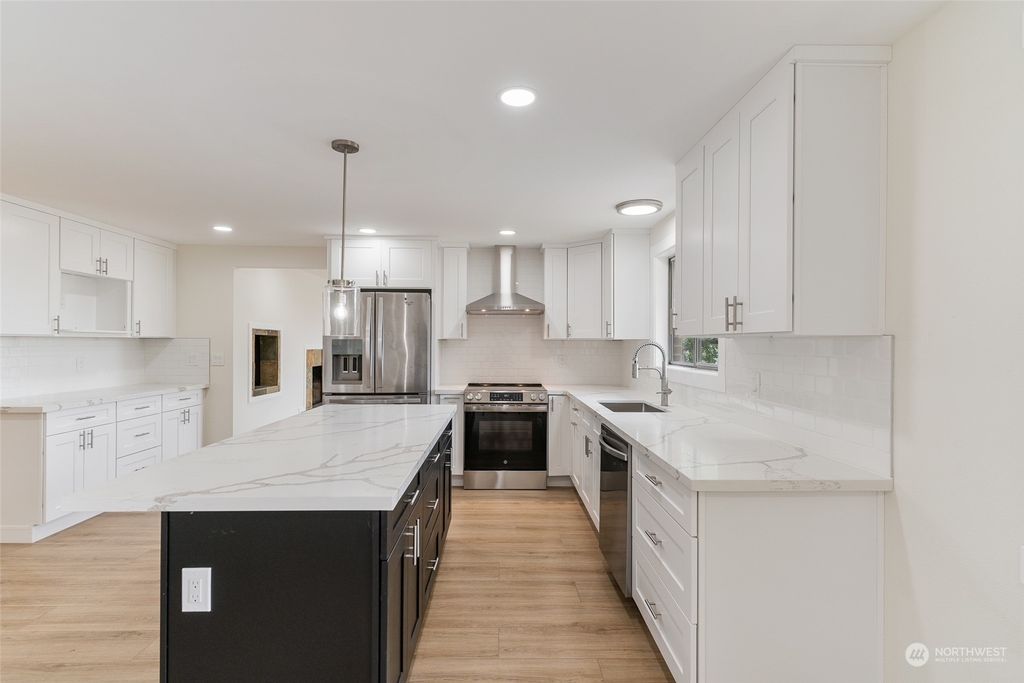 Photo of 12617 Beacon Avenue S, Seattle, WA 98178 (MLS # 2281649)