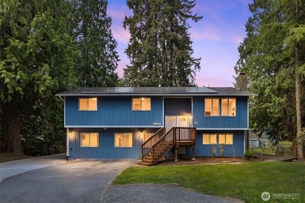 Photo of 19442 NE 166th Place, Woodinville, WA 98077 (MLS # 2512414)