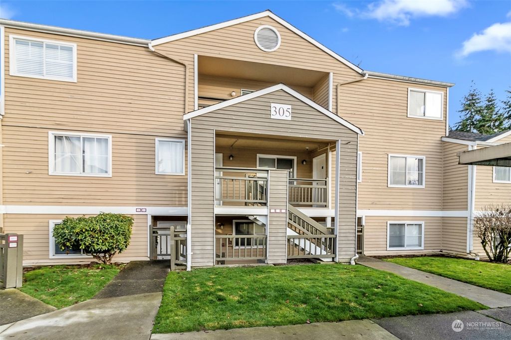 Photo of 5300 Harbour Point Boulevard #305N, Mukilteo, WA 98275 (MLS # 2186783)