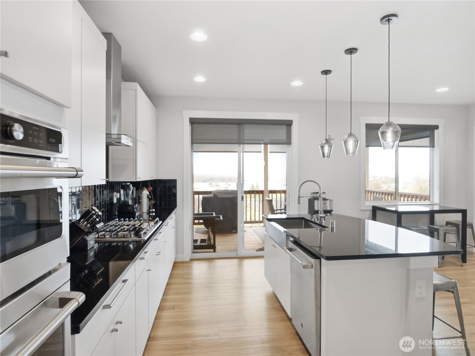 2700 83rd Avenue Ct E