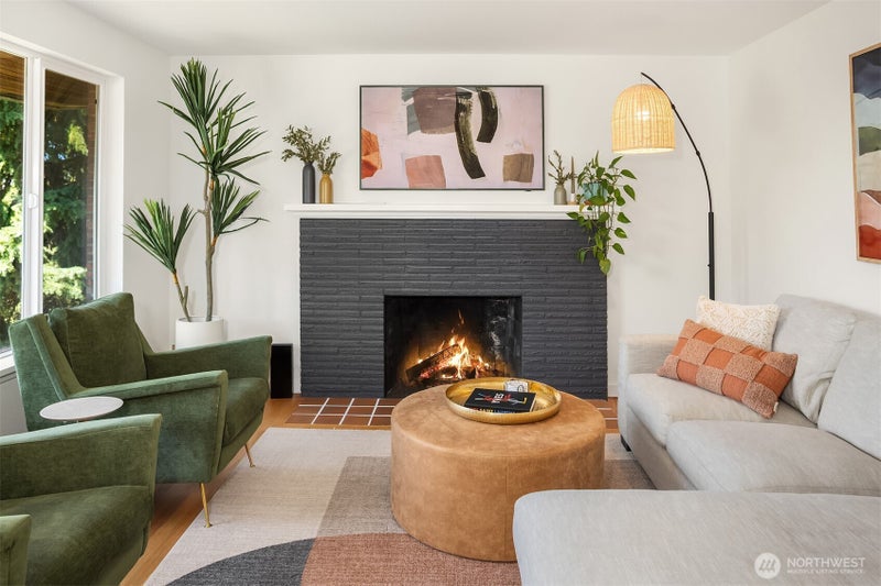 2502 NE 68th Street