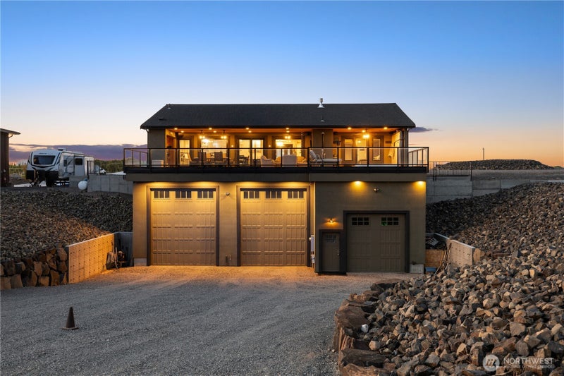 111 Wren Loop SW