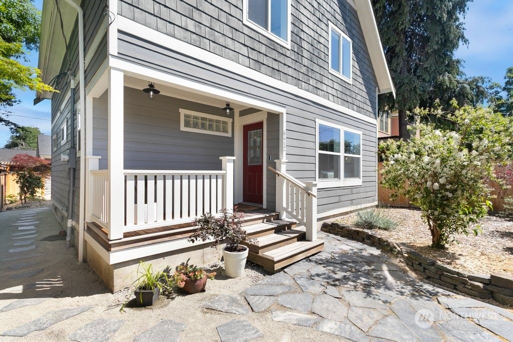 Photo of 6412 Carleton Avenue S, Seattle, WA 98108 (MLS # 2246935)