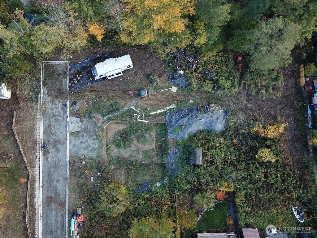 Photo of 916 Cedar Street, Kent, WA 98030 (MLS # 2448957)