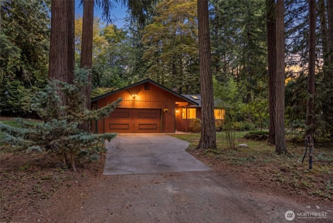 Photo of 22512 253rd Avenue SE, Maple Valley, WA 98038 (MLS # 2590453)
