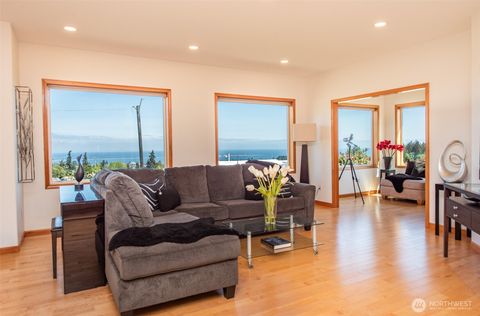 3109 S City Lights Place Port Angeles WA 98362