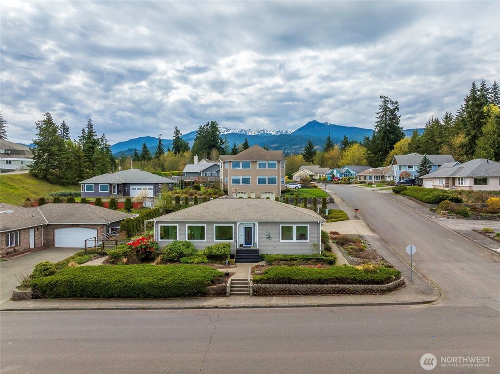 Photo of 3109 S City Lights Place, Port Angeles, WA 98362 (MLS # 2508593)