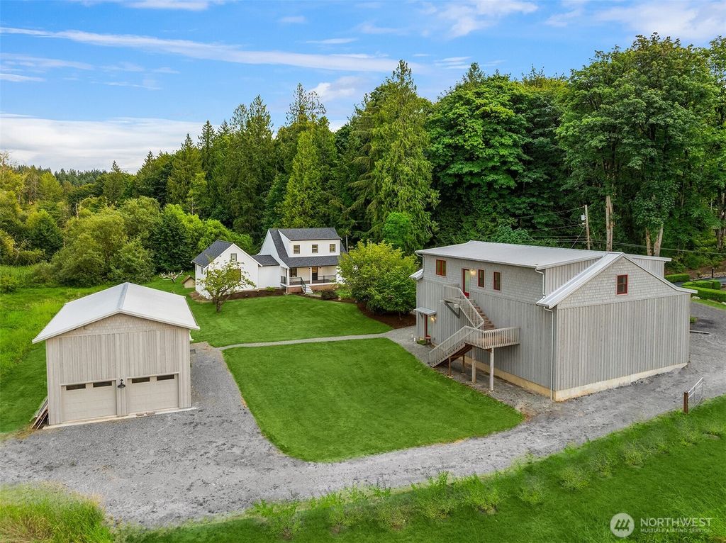 Photo of 21002 NE 50th Street, Redmond, WA 98053 (MLS # 2419070)