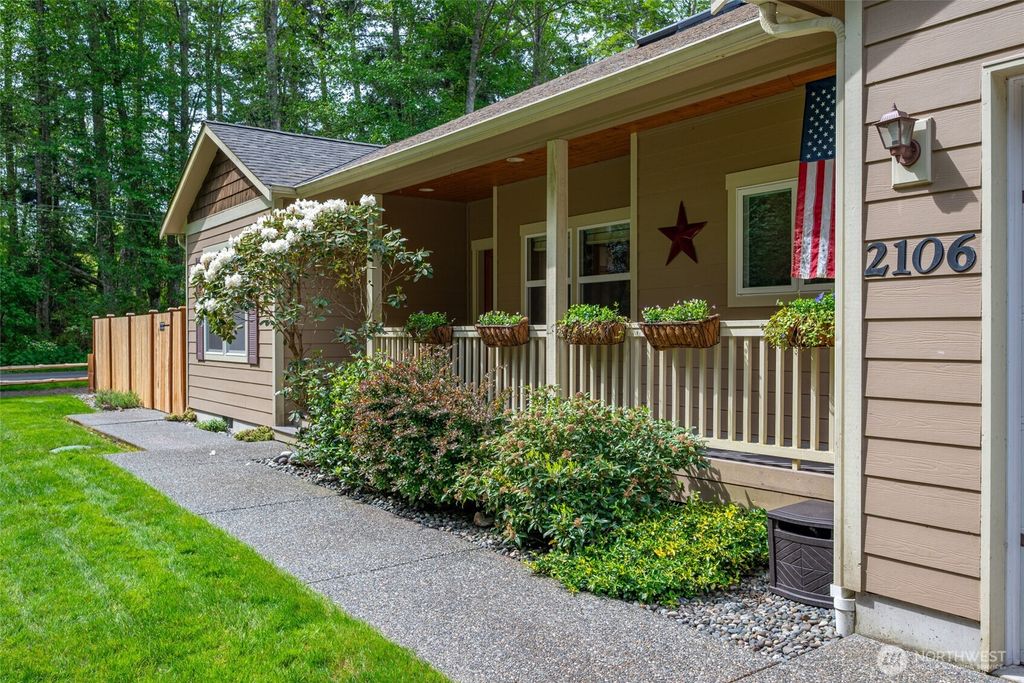 Photo of 2106 Parker Road NE, Coupeville, WA 98239 (MLS # 2516583)