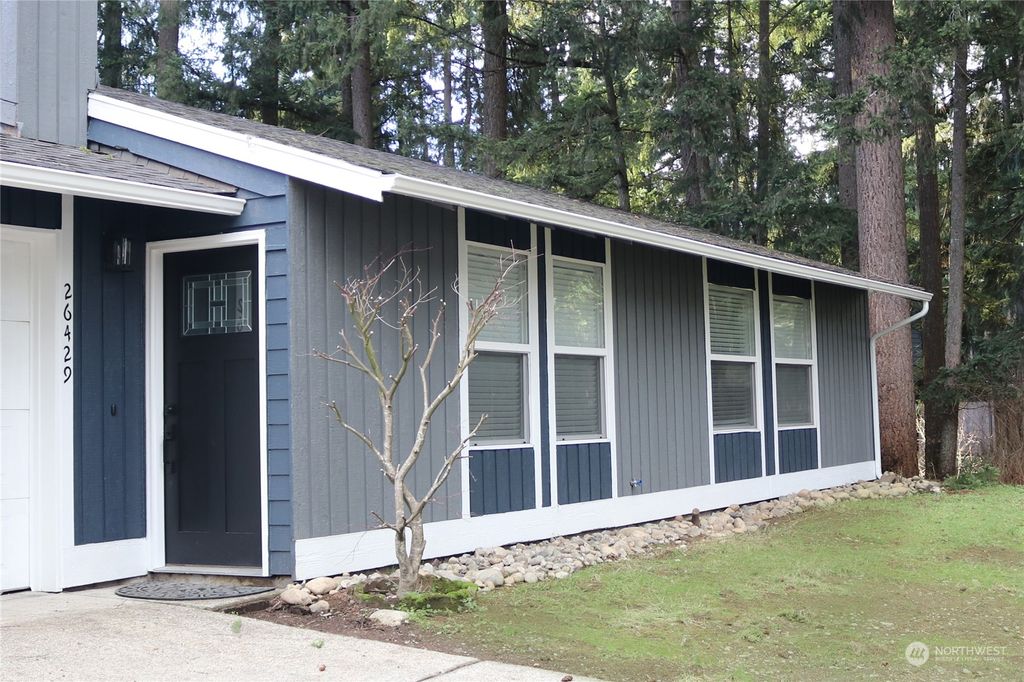 Photo of 26429 Timberlane Drive SE, Covington, WA 98042 (MLS # 2190918)