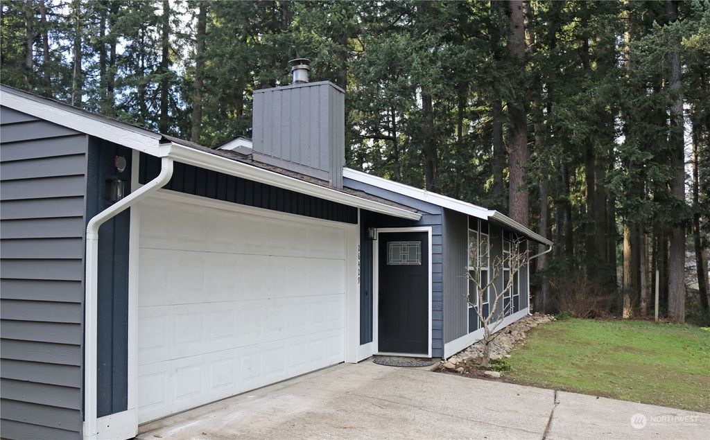 Photo of 26429 Timberlane Drive SE, Covington, WA 98042 (MLS # 2190918)