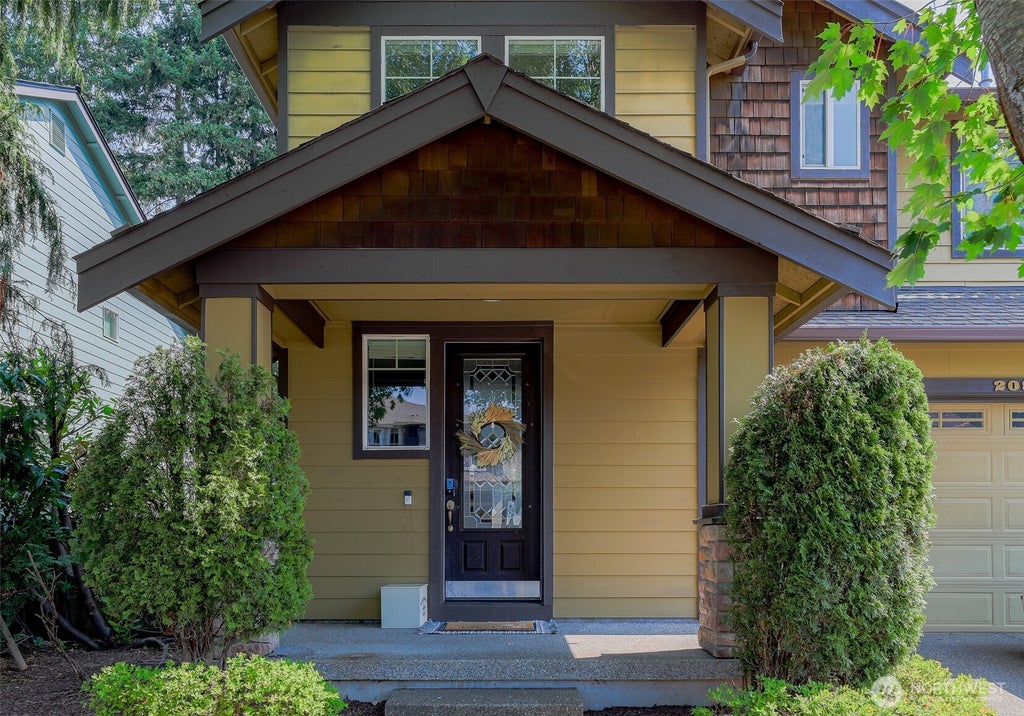 Photo of 208 Ilwaco Place SE, Renton, WA 98059 (MLS # 2574679)