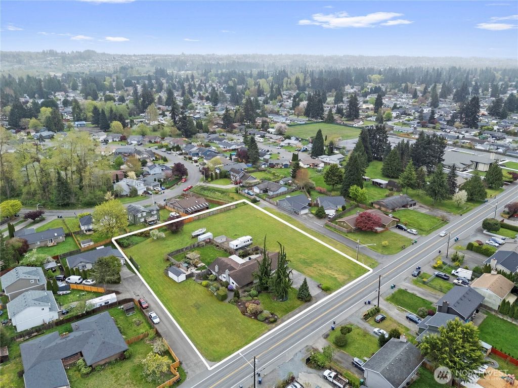 Photo of 9425 51st Avenue NE, Marysville, WA 98270 (MLS # 2505996)