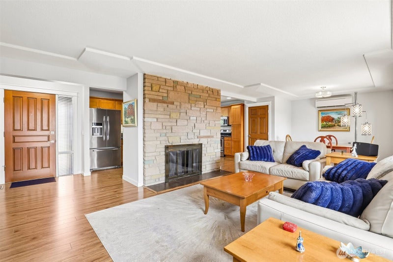 1015 NE 64th Street