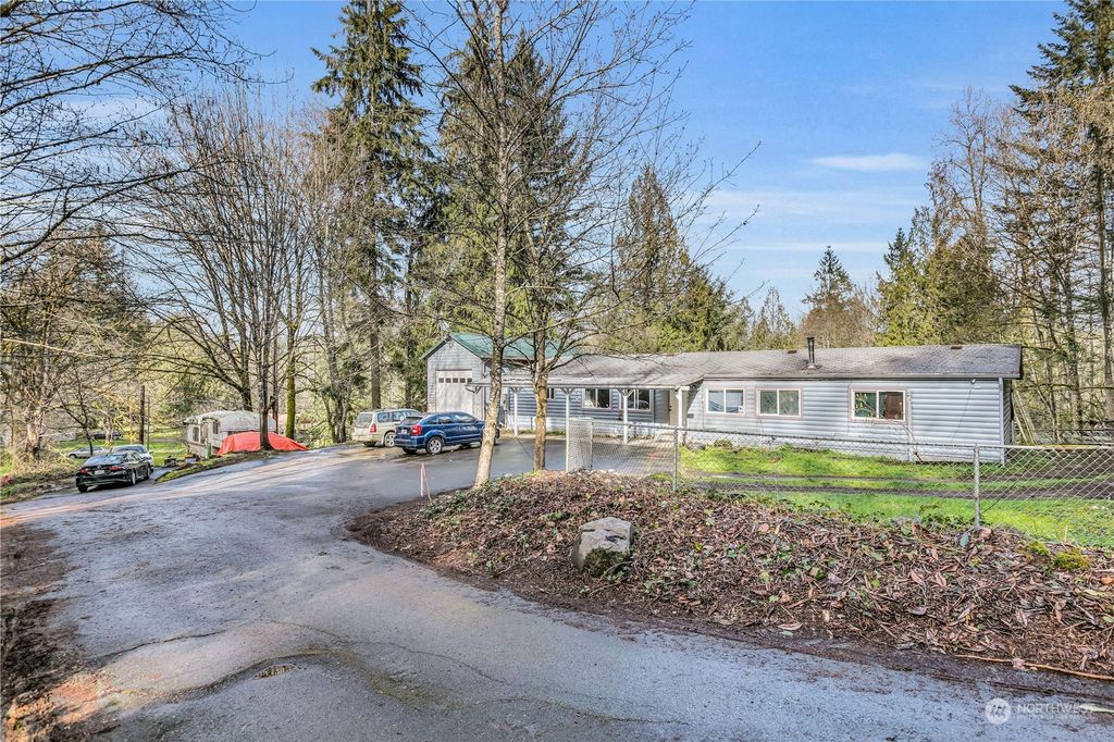 Photo of 27643 SE 231st Street, Maple Valley, WA 98038 (MLS # 2205037)