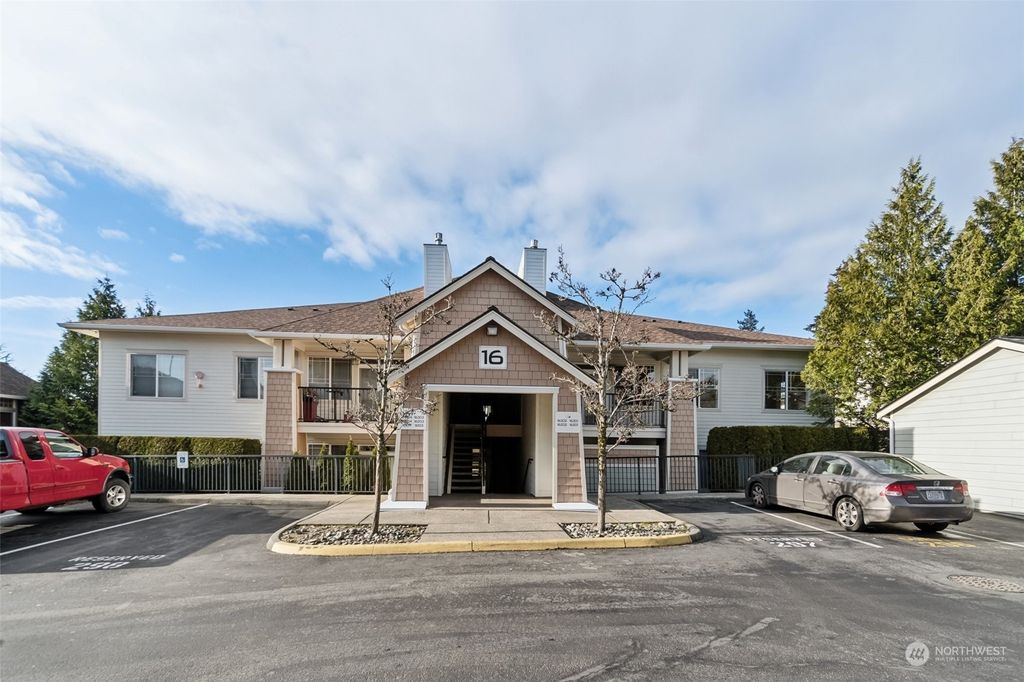 Photo of 15026 40th Avenue W #16-304, Lynnwood, WA 98087 (MLS # 2323643)