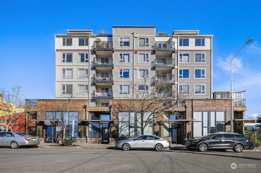 Photo of 12334 31st Avenue NE #602, Seattle, WA 98125 (MLS # 2262647)