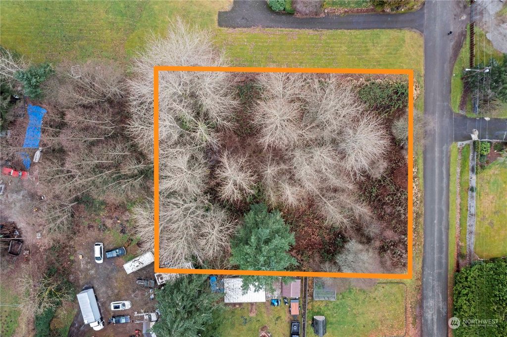 Photo of 277 135th Avenue SE, Kent, WA 98042 (MLS # 2191119)