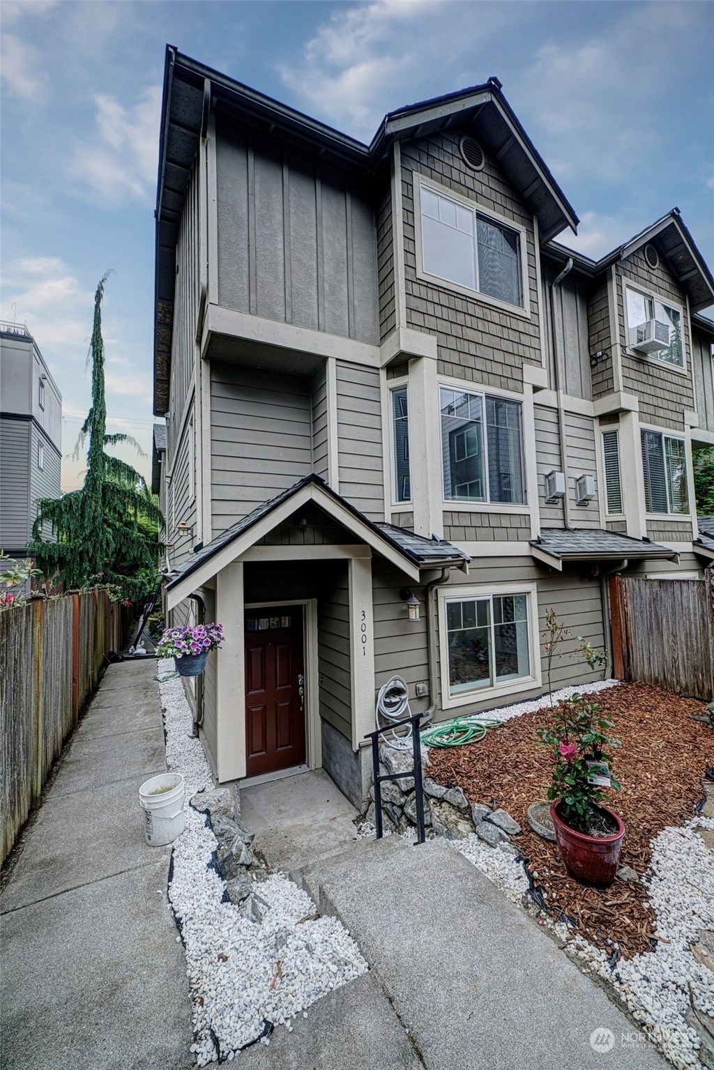 Photo of 3001 NE 130th Street, Seattle, WA 98125 (MLS # 2243860)